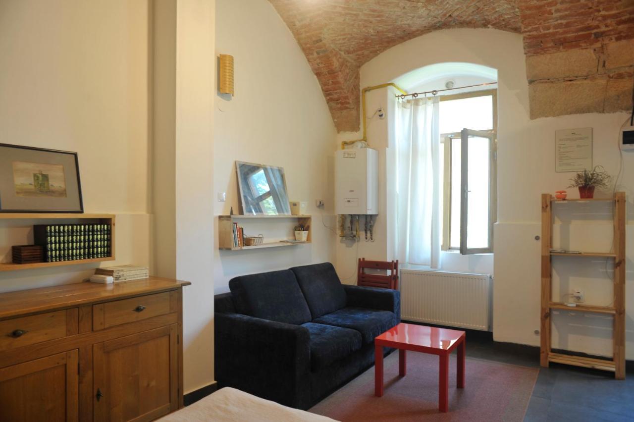 Atu Apartment *